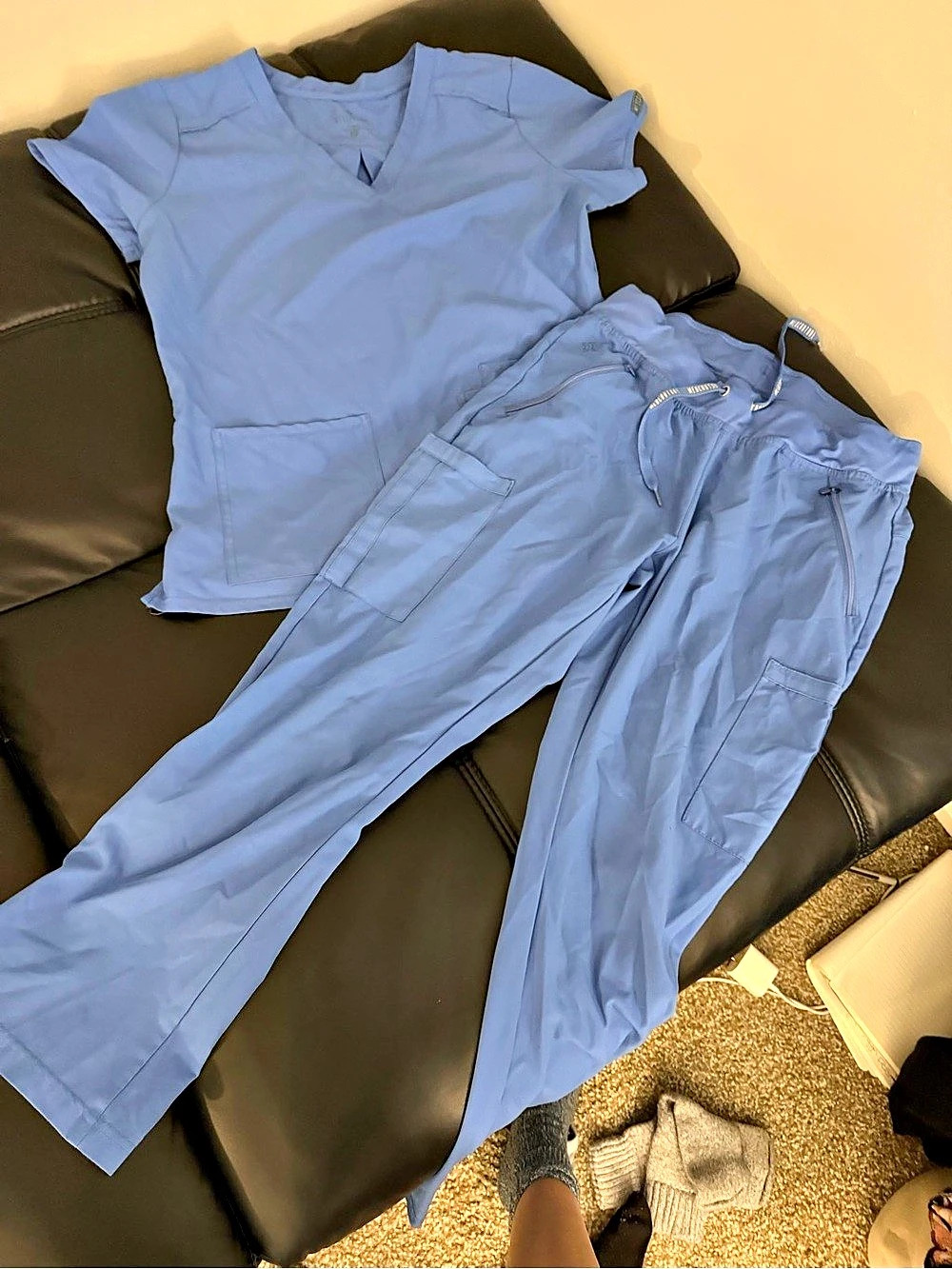 MedCouture V-Neck Scrub Top & Zamora Jogger Scrub Pants Set Blue
